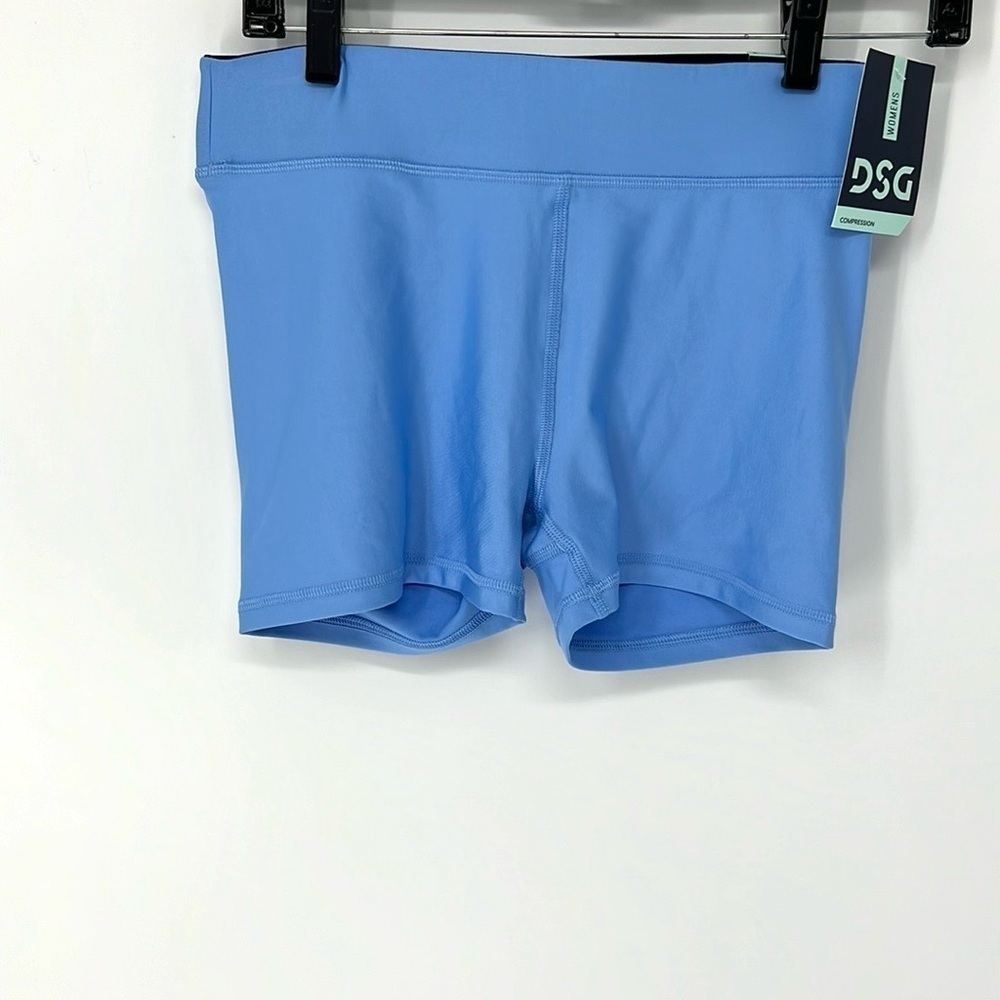 DSG NWT women’s small compression shorts